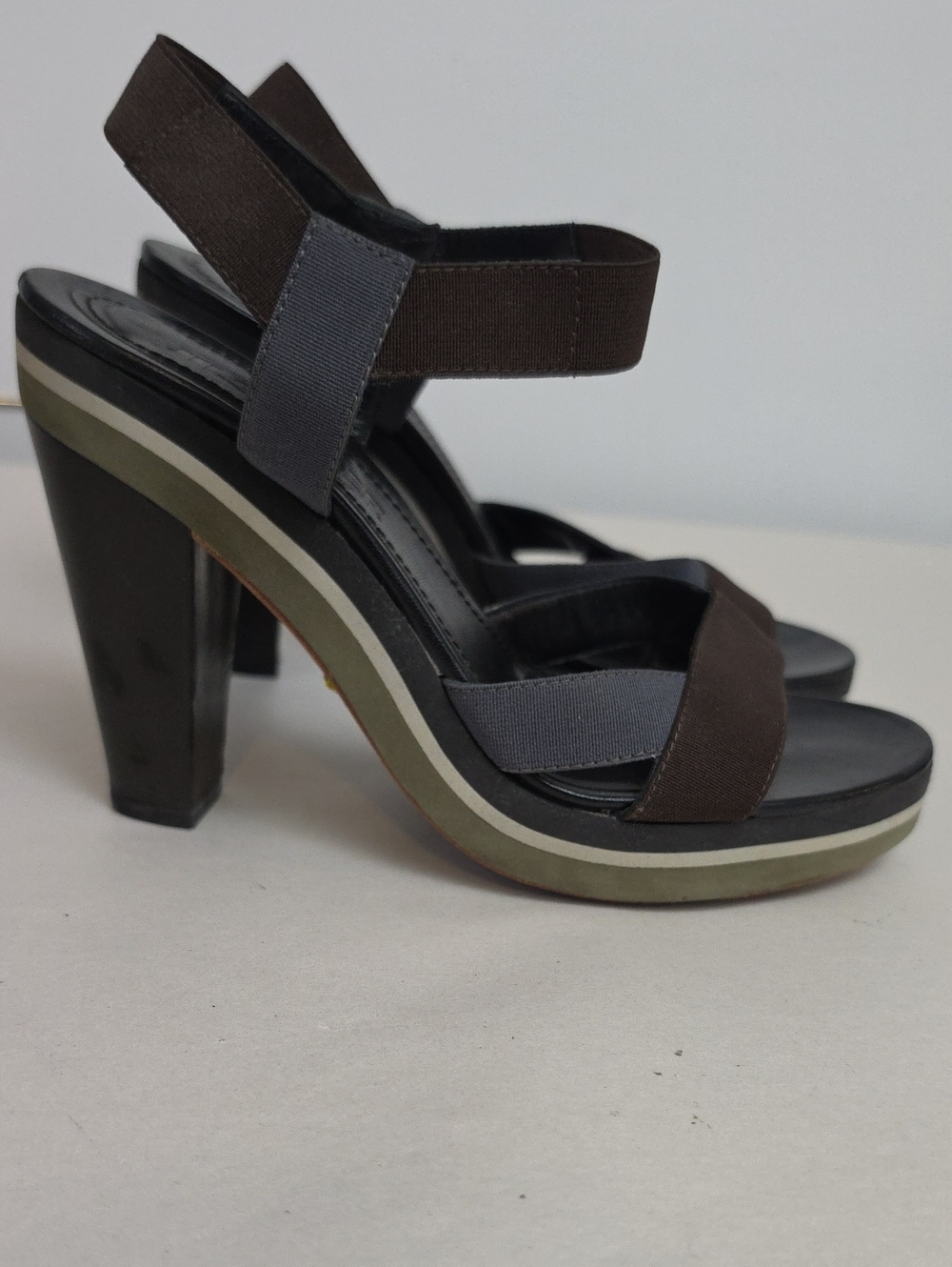 JILSANNDER Women’s Brown & Gray Strappy Platform Heels SZ 36 1/2